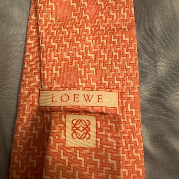 Bvlgari, Loewe, Missoni Ties - Picture 4 of 6